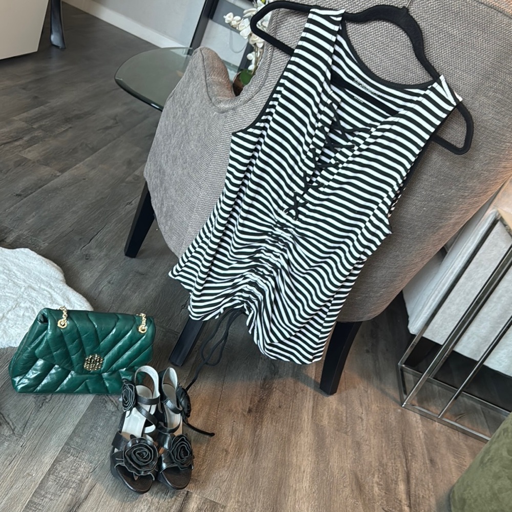 SUMMER CLEARANCE - Torrid Black and White Ruched Tie Front Tank Top